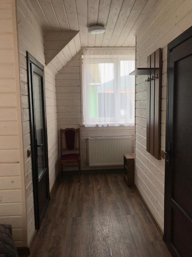 Готель Вікторія Volovets Extérieur photo